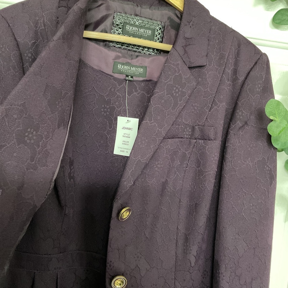 JOHN MEYER. Purple Long Coat with Gold Buttons. 2 PIEZAS SIZE 16 - Picture 7 of 15
